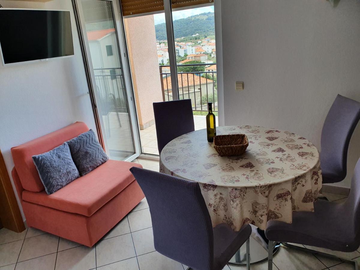 Apartments Jelica Слатине Екстер'єр фото